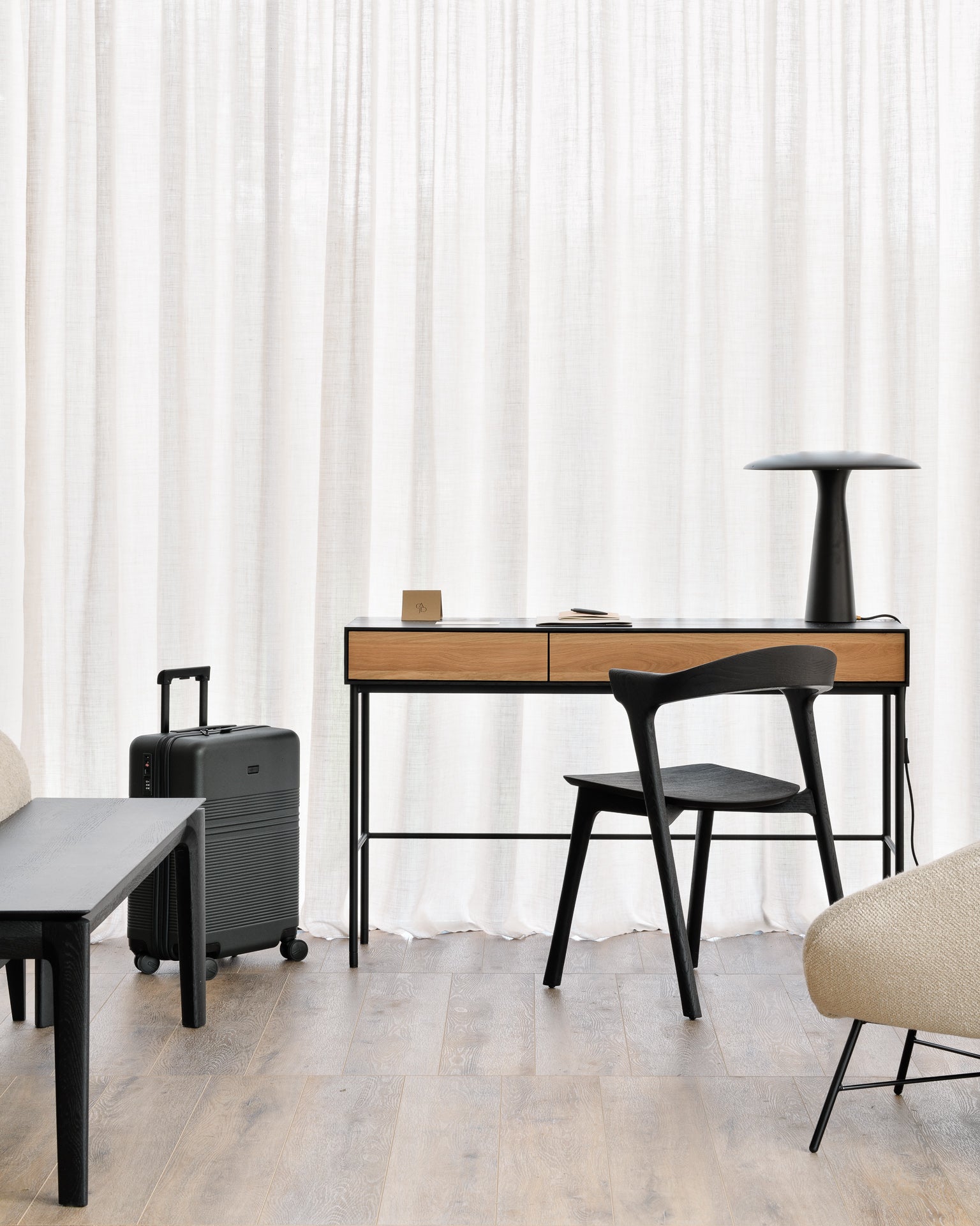Escritorio Elegán | Skinwood